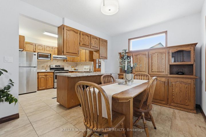 Photo 15 at 507 Queensdale Avenue E, Inch Park, Hamilton