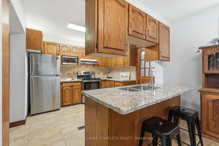 Photo 17 at 507 Queensdale Avenue E, Inch Park, Hamilton