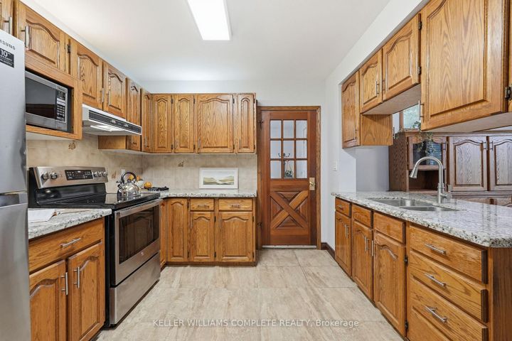 Photo 18 at 507 Queensdale Avenue E, Inch Park, Hamilton