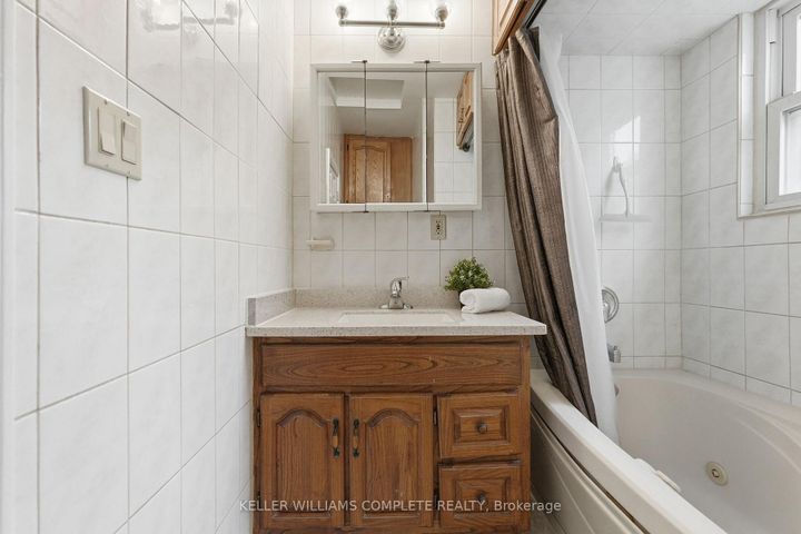 Photo 30 at 507 Queensdale Avenue E, Inch Park, Hamilton