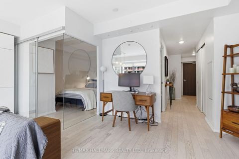 Photo 4 at 425 - 12 Bonnycastle Street, Waterfront Communities C8, Toronto