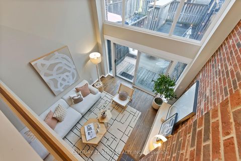 Photo 4 at 65 Mcgill Street, Yonge Corridor, Toronto