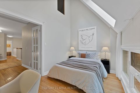 Photo 22 at 65 Mcgill Street, Yonge Corridor, Toronto