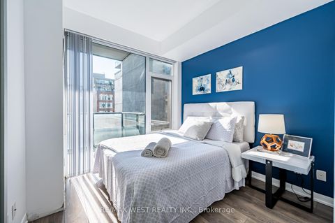 Photo 8 at 409 - 435 Richmond Street W, Waterfront Communities C1, Toronto