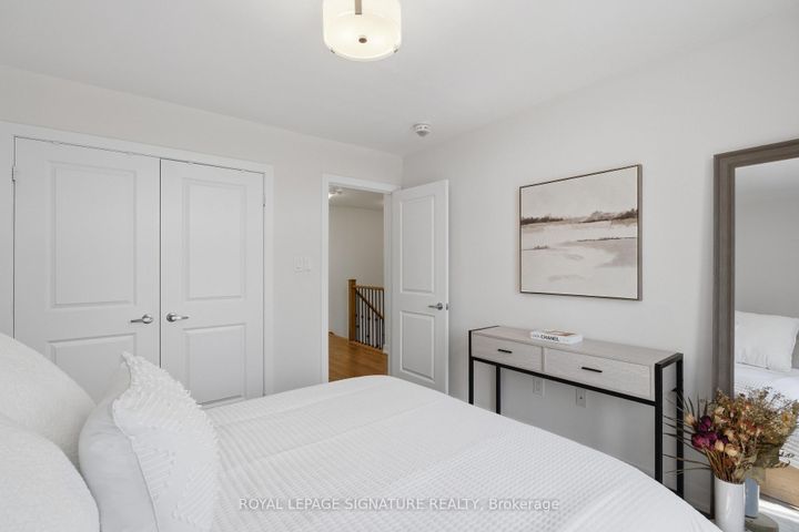 Photo 11 at 50 - 2315 Sheppard Avenue W, Pelmo Park W5, Toronto