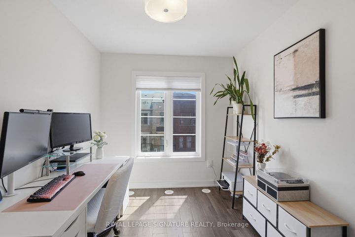 Photo 12 at 50 - 2315 Sheppard Avenue W, Pelmo Park W5, Toronto