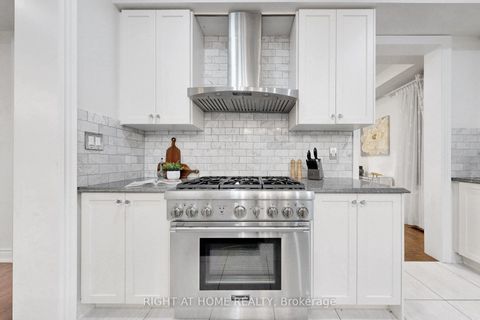 Photo 10 at 496 Mactier Drive, Kleinburg, Vaughan