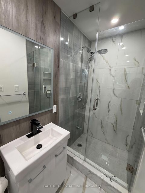 Photo 27 at 10 Thorny Brae Drive, Royal Orchard, Markham