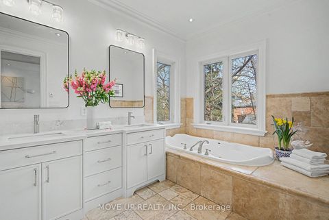 Photo 22 at 226 Glengarry Avenue, Lawrence Park North, Toronto
