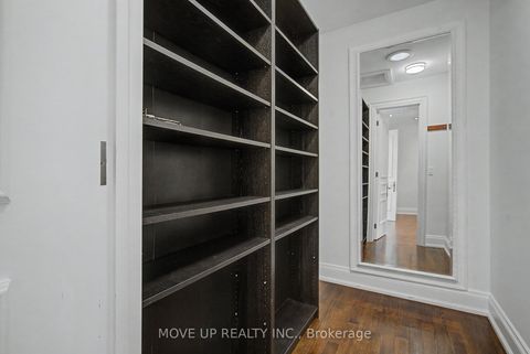 Photo 24 at 226 Glengarry Avenue, Lawrence Park North, Toronto