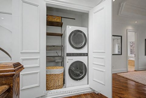 Photo 28 at 226 Glengarry Avenue, Lawrence Park North, Toronto