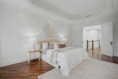 Photo 33 at 226 Glengarry Avenue, Lawrence Park North, Toronto