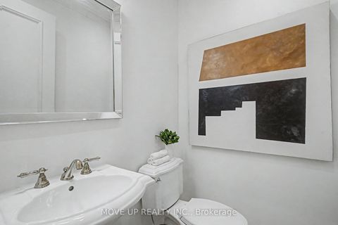 Photo 35 at 226 Glengarry Avenue, Lawrence Park North, Toronto