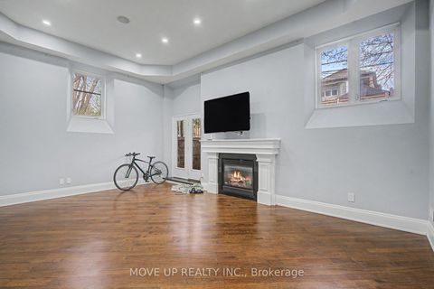 Photo 40 at 226 Glengarry Avenue, Lawrence Park North, Toronto