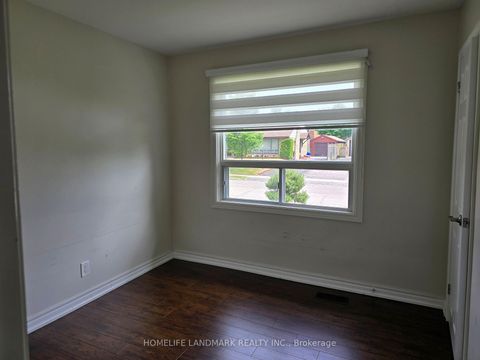 Photo 6 at 283 Paliser Crescent S, Harding, Richmond Hill