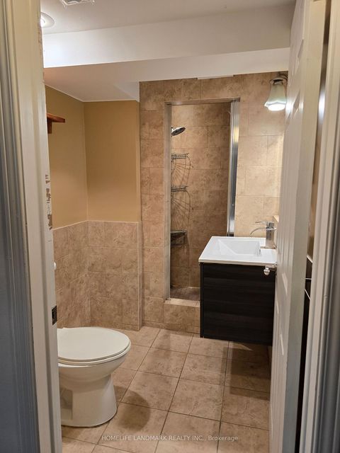 Photo 9 at 283 Paliser Crescent S, Harding, Richmond Hill