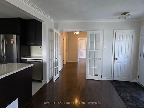 Photo 18 at 283 Paliser Crescent S, Harding, Richmond Hill