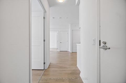 Photo 5 at 1720 - 50 Dunfield Avenue, Mount Pleasant West, Toronto