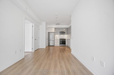 Photo 15 at 1720 - 50 Dunfield Avenue, Mount Pleasant West, Toronto