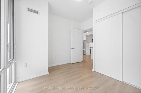Photo 17 at 1720 - 50 Dunfield Avenue, Mount Pleasant West, Toronto