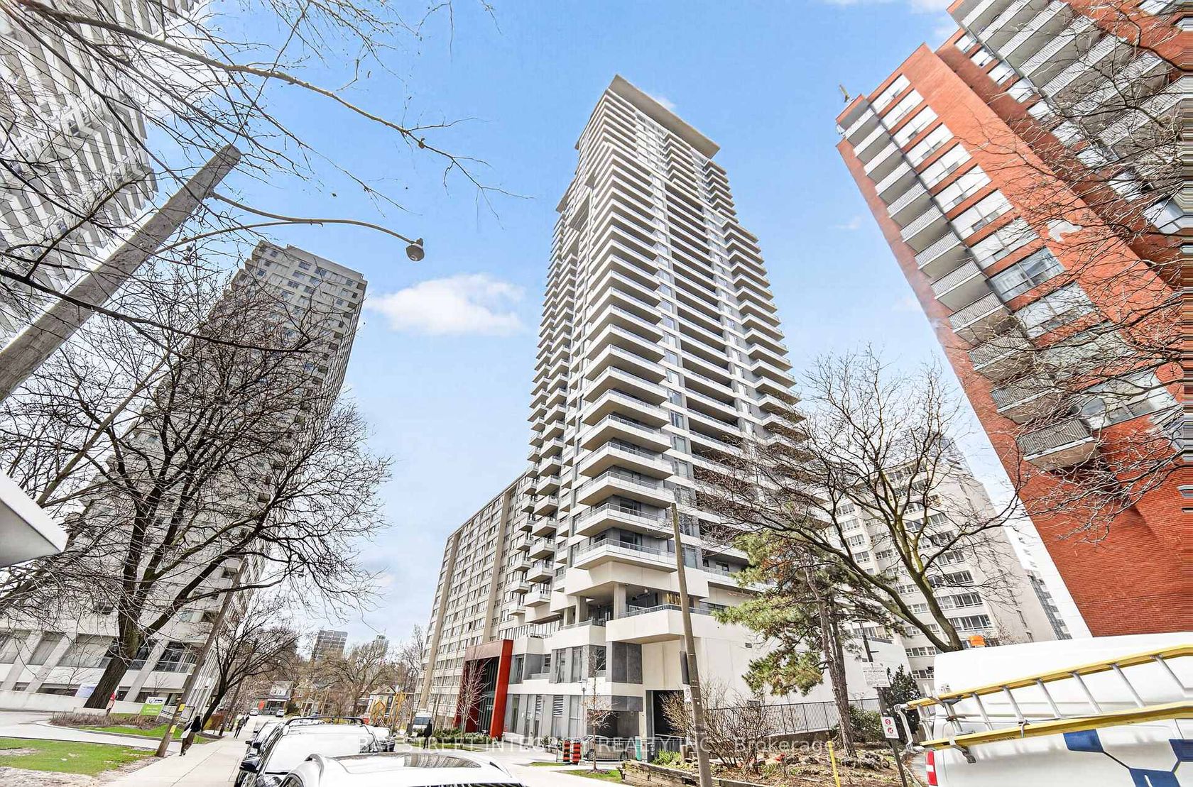 1720 - 50 Dunfield Avenue, Mount Pleasant West, Toronto 