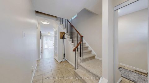 Photo 4 at 1 - 579 Gibney Crescent, Summerhill Estates, Newmarket