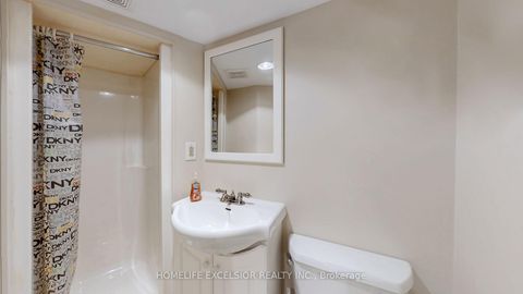 Photo 20 at 1 - 579 Gibney Crescent, Summerhill Estates, Newmarket