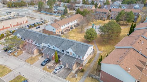 Photo 23 at 1 - 579 Gibney Crescent, Summerhill Estates, Newmarket