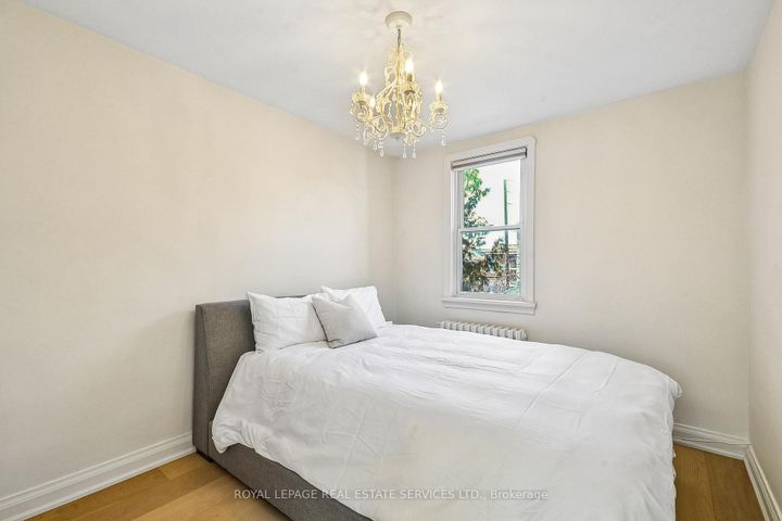 Photo 17 at 352 Winnett Avenue, Oakwood Village, Toronto