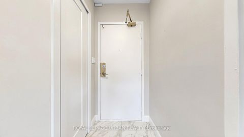 Photo 4 at 602 - 60 Pavane Linkway, Flemingdon Park, Toronto