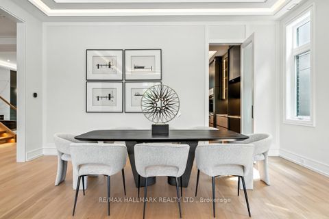 Photo 10 at 215 Northwood Drive, Newtonbrook East, Toronto