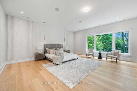 Photo 28 at 215 Northwood Drive, Newtonbrook East, Toronto