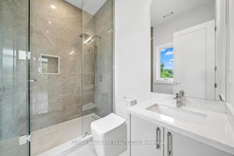 Photo 36 at 215 Northwood Drive, Newtonbrook East, Toronto