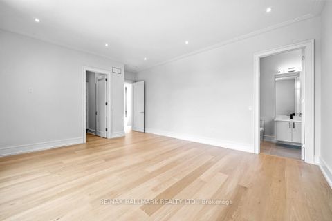 Photo 38 at 215 Northwood Drive, Newtonbrook East, Toronto