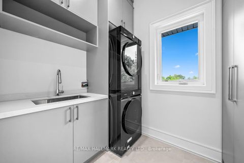 Photo 40 at 215 Northwood Drive, Newtonbrook East, Toronto