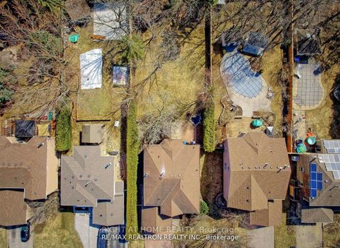 Photo 2 at 236 Mccaffrey Road, Summerhill Estates, Newmarket