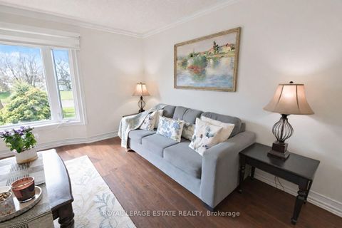 Photo 7 at 130 William Stephenson Drive, Blue Grass Meadows, Whitby
