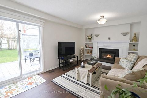 Photo 14 at 130 William Stephenson Drive, Blue Grass Meadows, Whitby