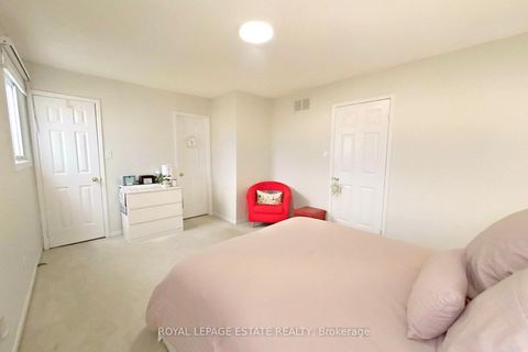 Photo 18 at 130 William Stephenson Drive, Blue Grass Meadows, Whitby