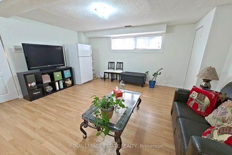 Photo 25 at 130 William Stephenson Drive, Blue Grass Meadows, Whitby