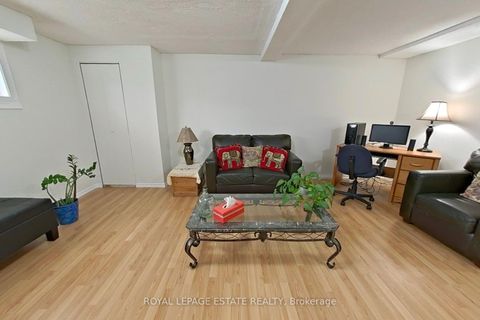 Photo 27 at 130 William Stephenson Drive, Blue Grass Meadows, Whitby