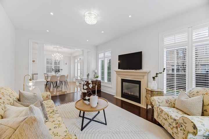 Photo 13 at 1 Ostrovsky Road, Vellore Village, Vaughan