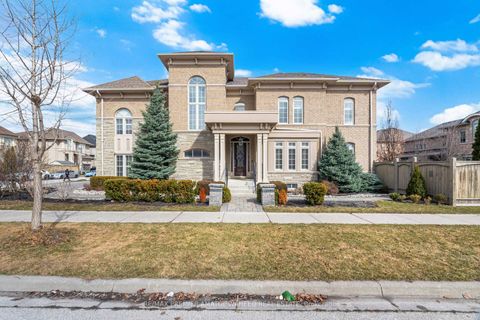 Photo 1 at 1 Ostrovsky Road, Vellore Village, Vaughan