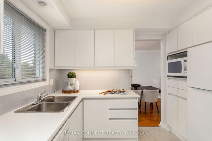 Photo 13 at 16 Shadberry Drive, Hillcrest Village, Toronto