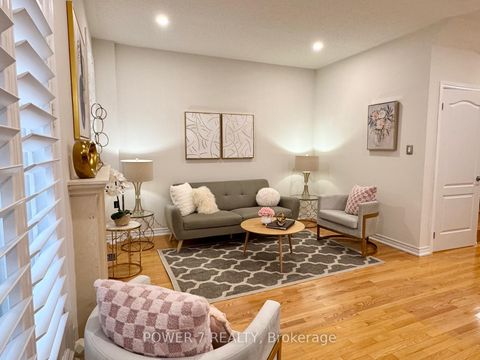 Photo 7 at 119 Gauguin Avenue, Patterson, Vaughan