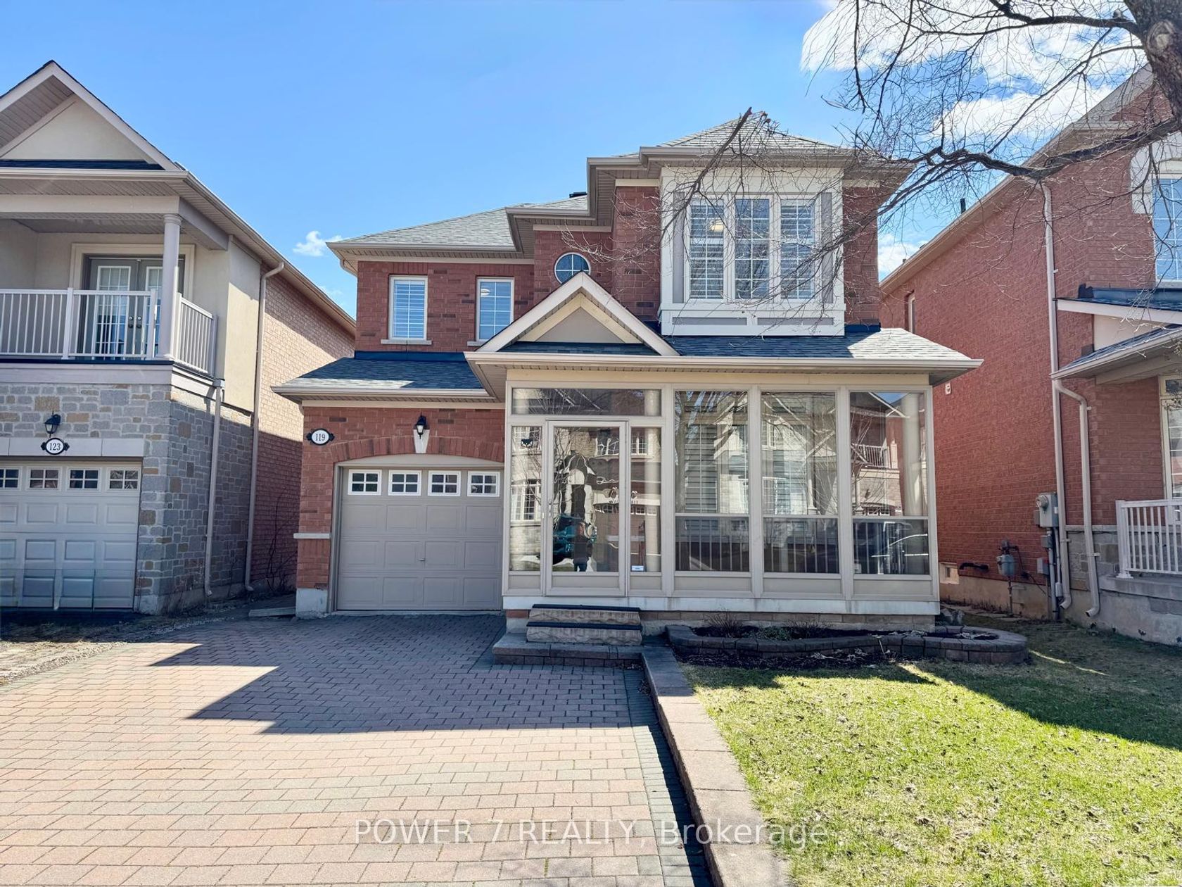 119 Gauguin Avenue, Patterson, Vaughan photo number 2