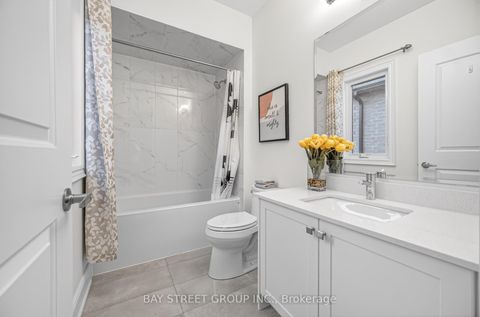 Photo 34 at 40 Meteorite Street, Observatory, Richmond Hill