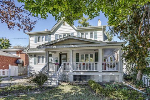 Photo 1 at 97 Centre Street E, Crosby, Richmond Hill