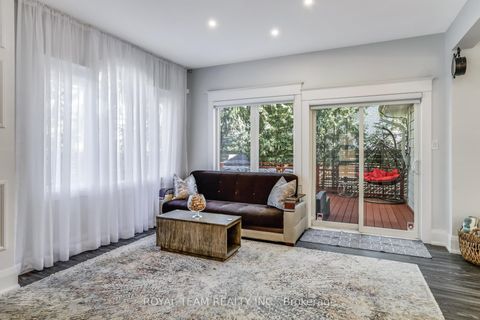 Photo 13 at 97 Centre Street E, Crosby, Richmond Hill