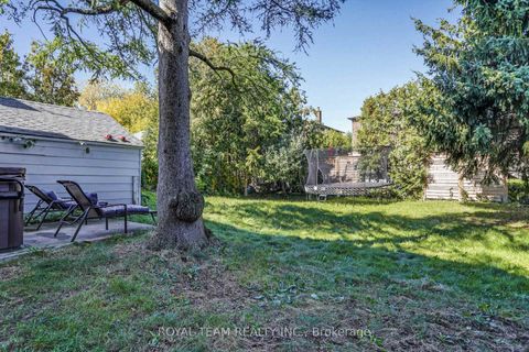 Photo 42 at 97 Centre Street E, Crosby, Richmond Hill